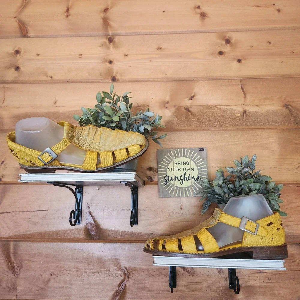 Belvedere Fabrizio Yellow Crocodile Lizard Leather Exotic Fisherman Sandals 9.5